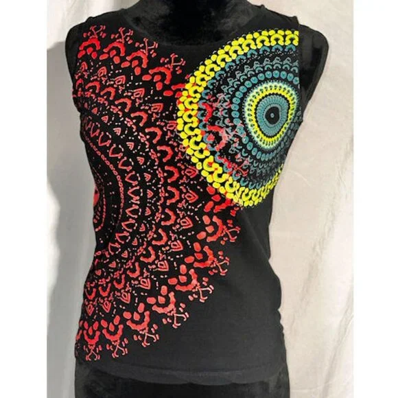 Coline Sleeveless T-Shirt, Kaleidoscope Pattern on Black, Size Small - Picture 4 of 7